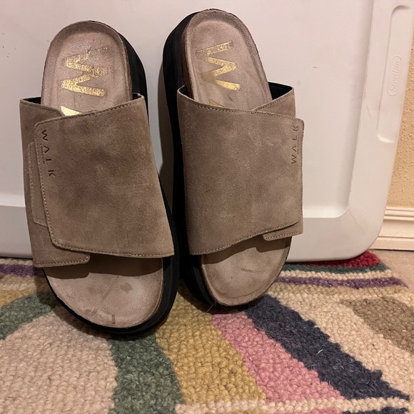 Walk London Velcro Mules - Picture 2 of 4